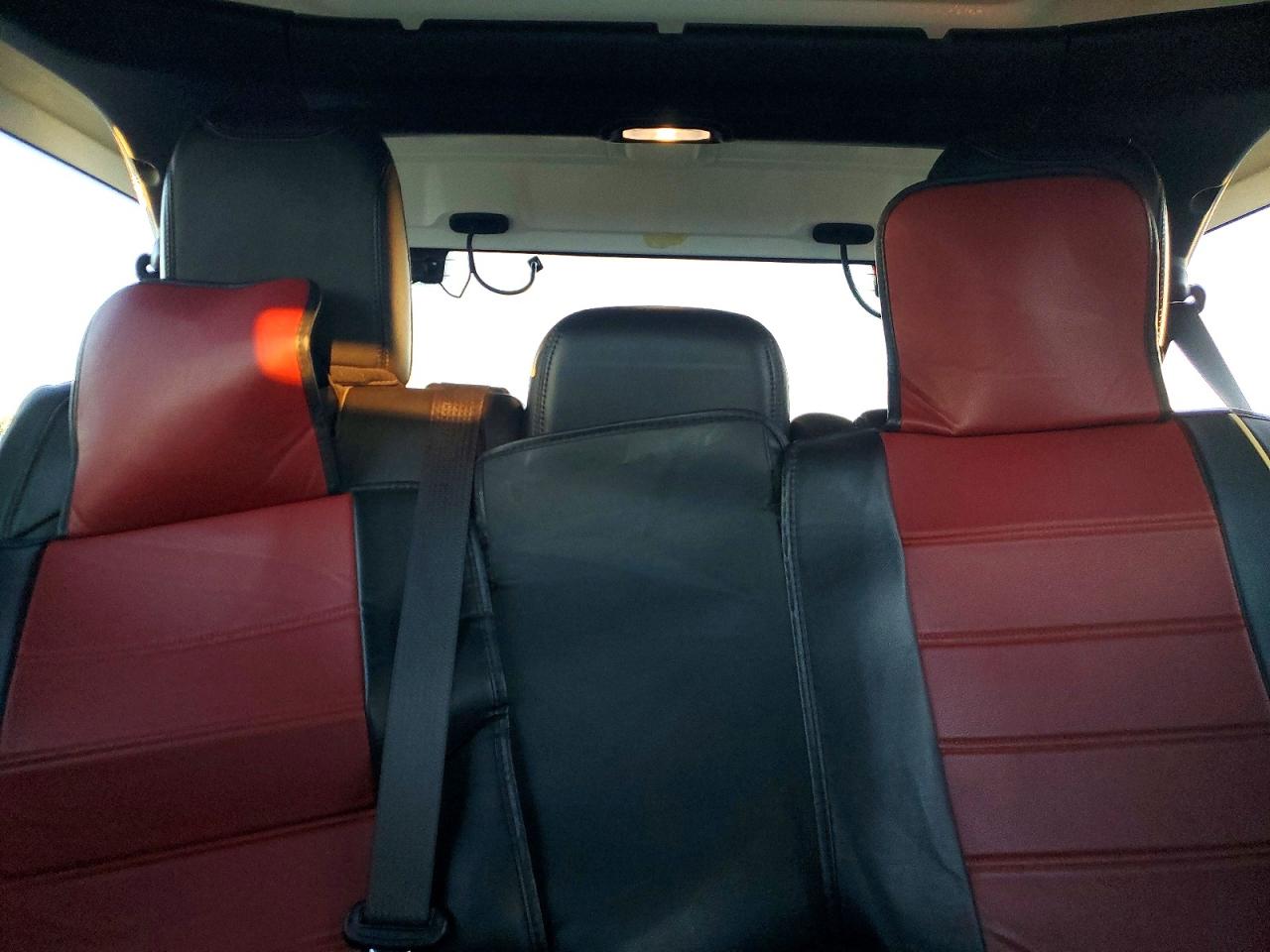 2018 JEEP WRANGLER UNLIMITED SAHARA photo 10