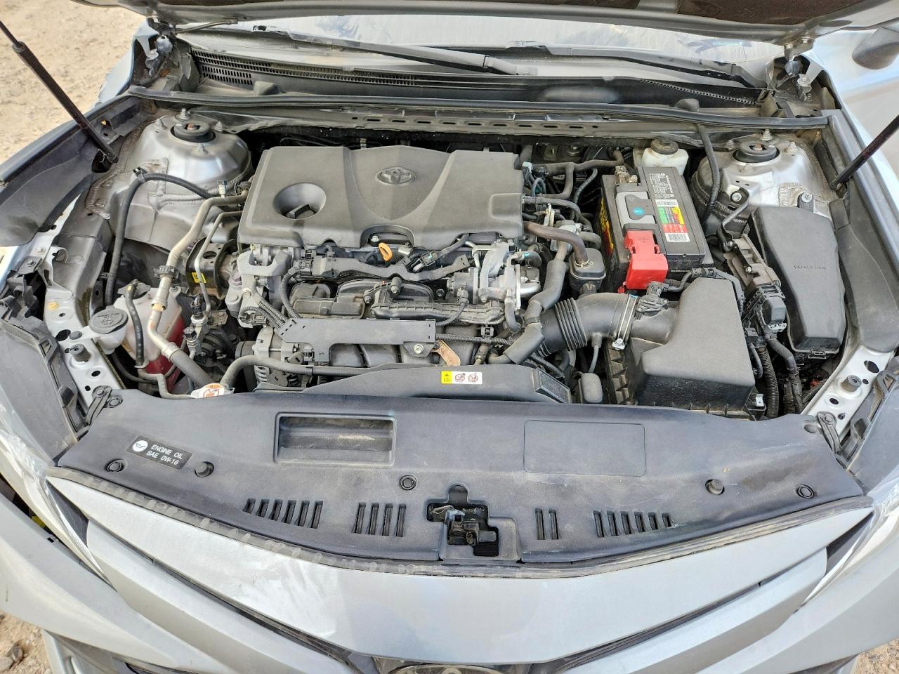 2019 TOYOTA CAMRY LE photo 11