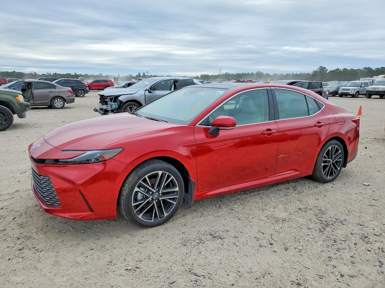 2025 TOYOTA CAMRY