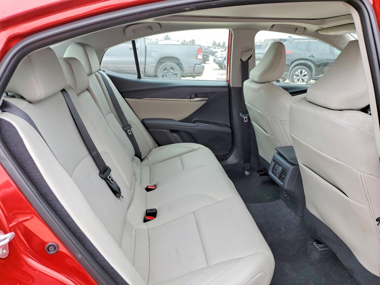 2025 TOYOTA CAMRY XSE photo 10