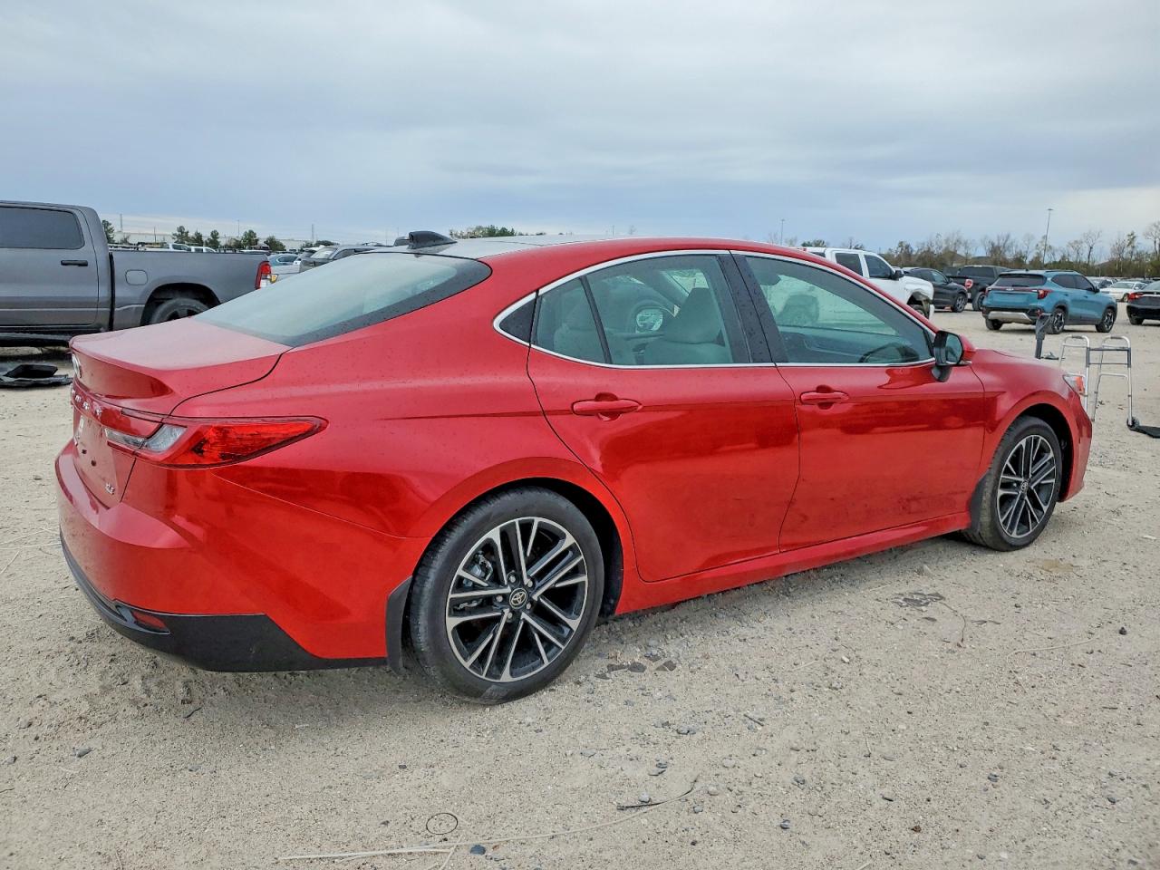 2025 TOYOTA CAMRY XSE photo 3