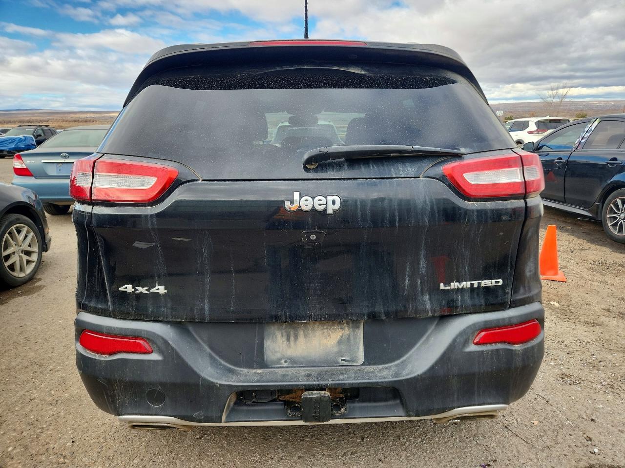 2015 JEEP CHEROKEE LIMITED photo 11