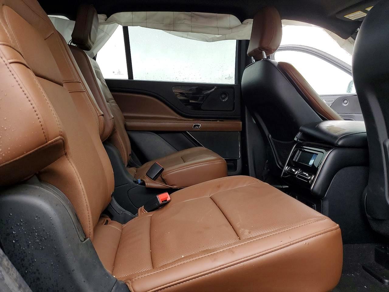2023 LINCOLN AVIATOR RESERVE photo 11