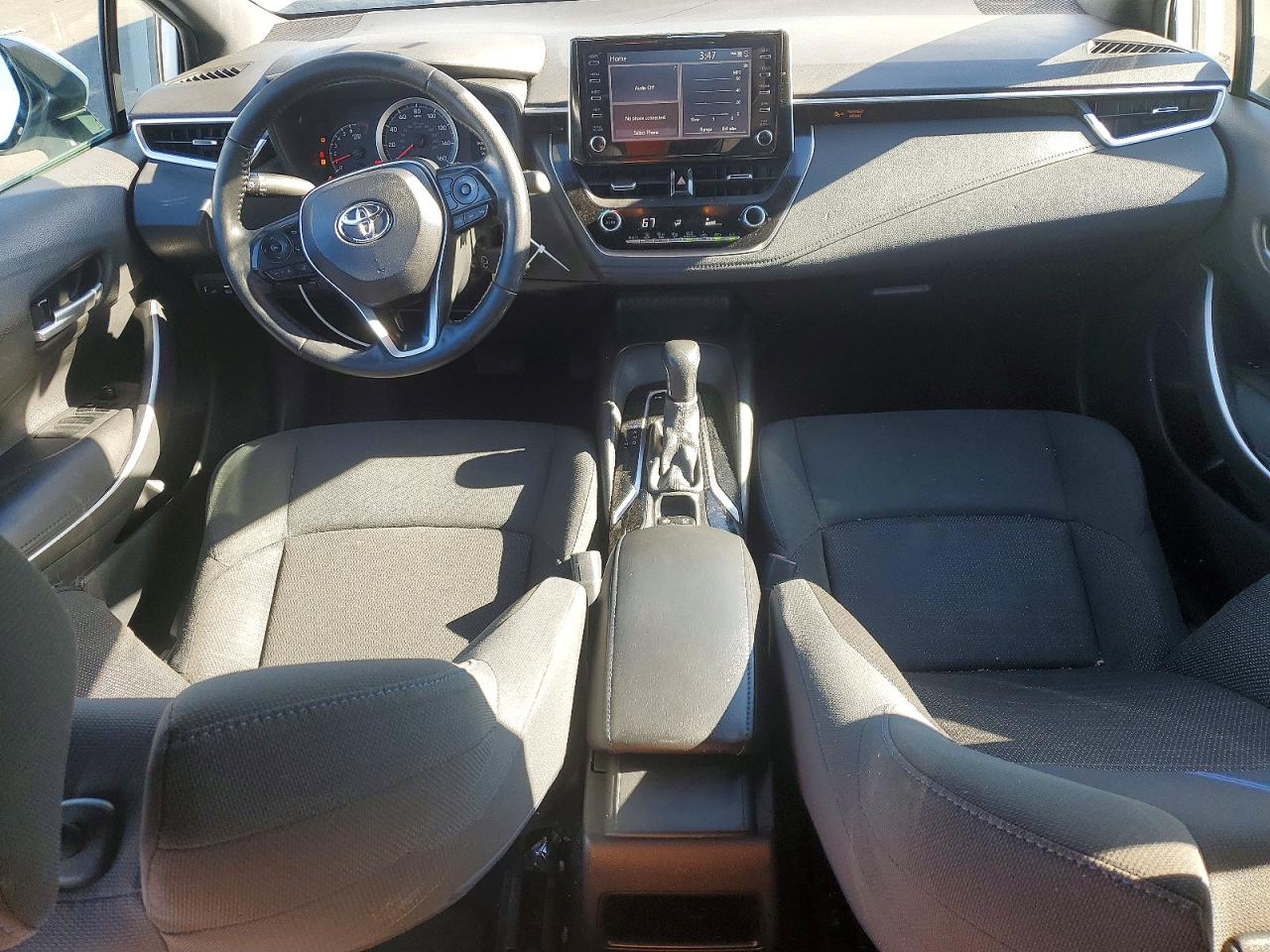 2020 TOYOTA COROLLA SE photo 8