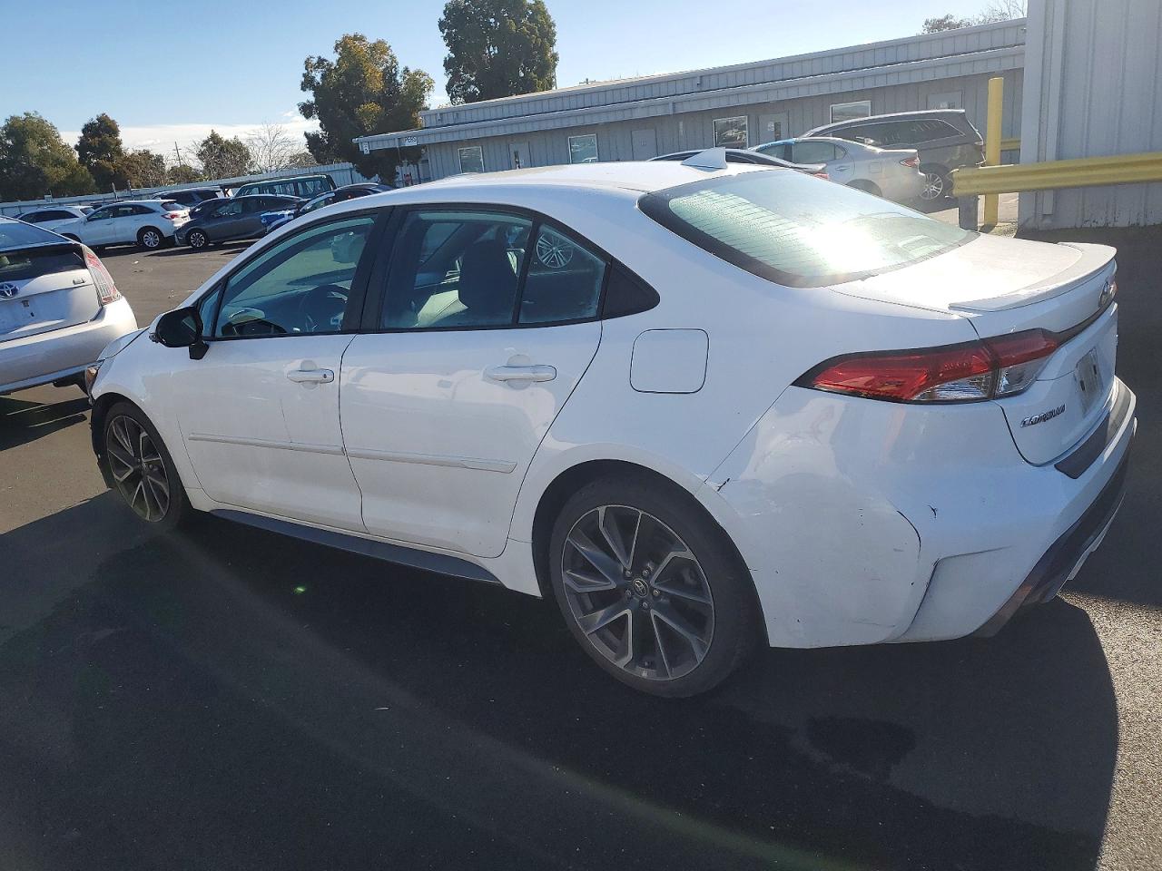 2020 TOYOTA COROLLA SE photo 2