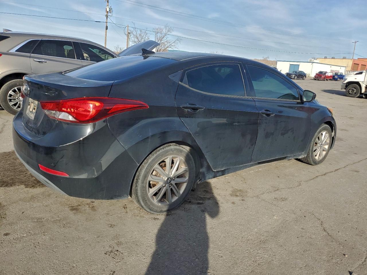 2016 HYUNDAI ELANTRA SE photo 3