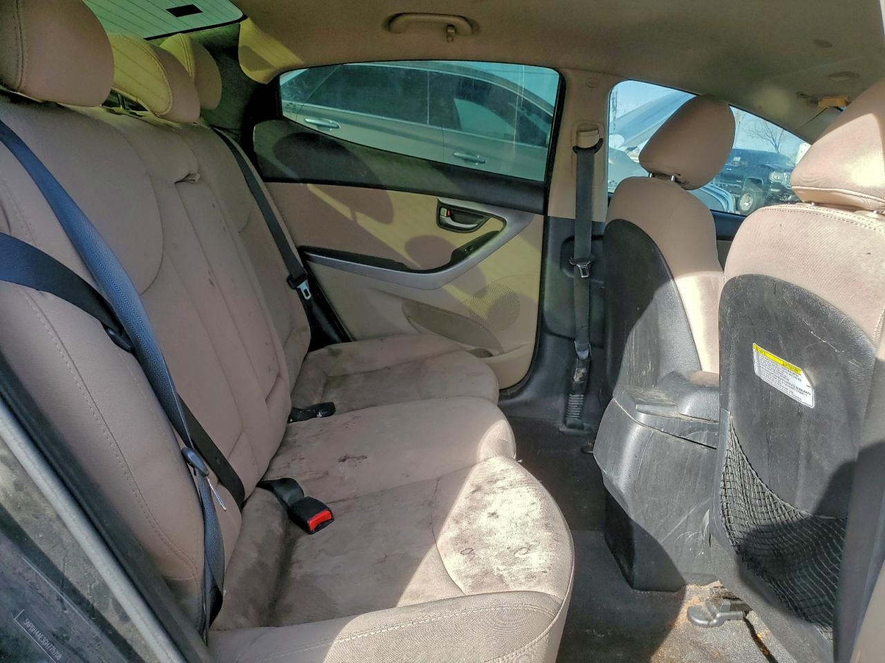 2016 HYUNDAI ELANTRA SE photo 10