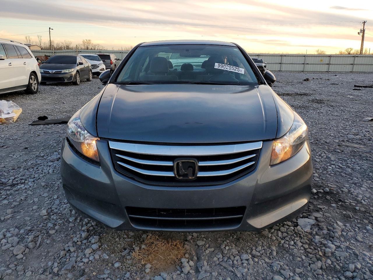 2010 HONDA ACCORD LXP photo 9