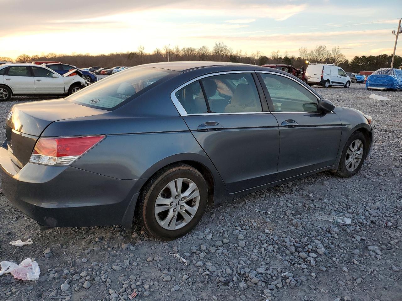 2010 HONDA ACCORD LXP photo 5