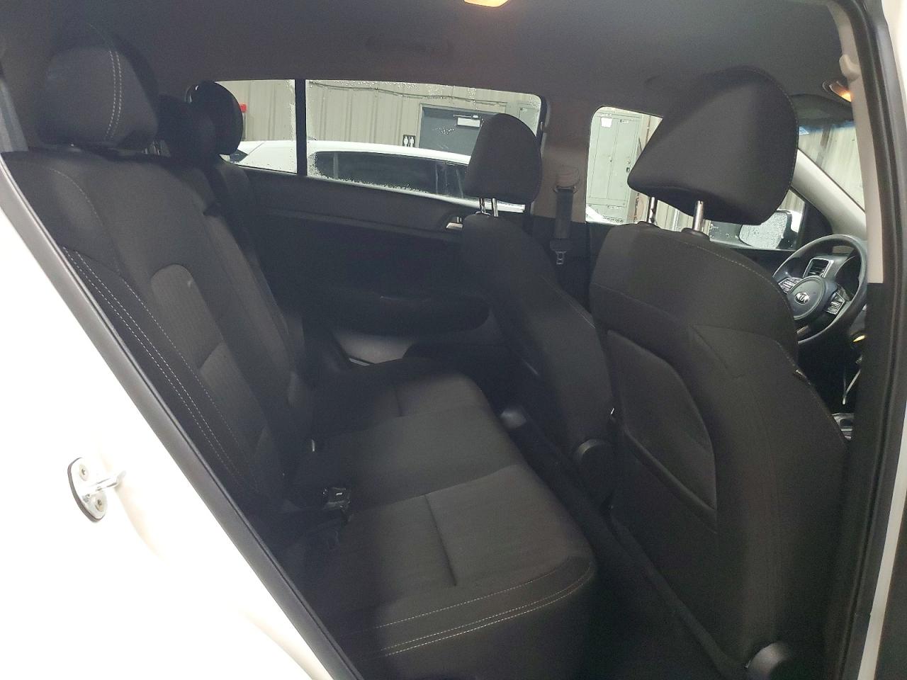 2021 KIA SPORTAGE LX photo 19