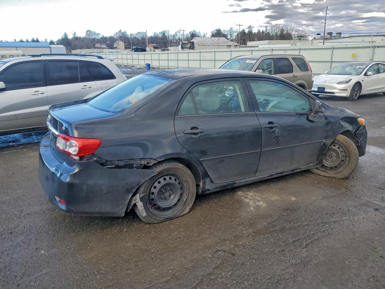 2012 TOYOTA COROLLA BASE photo 3