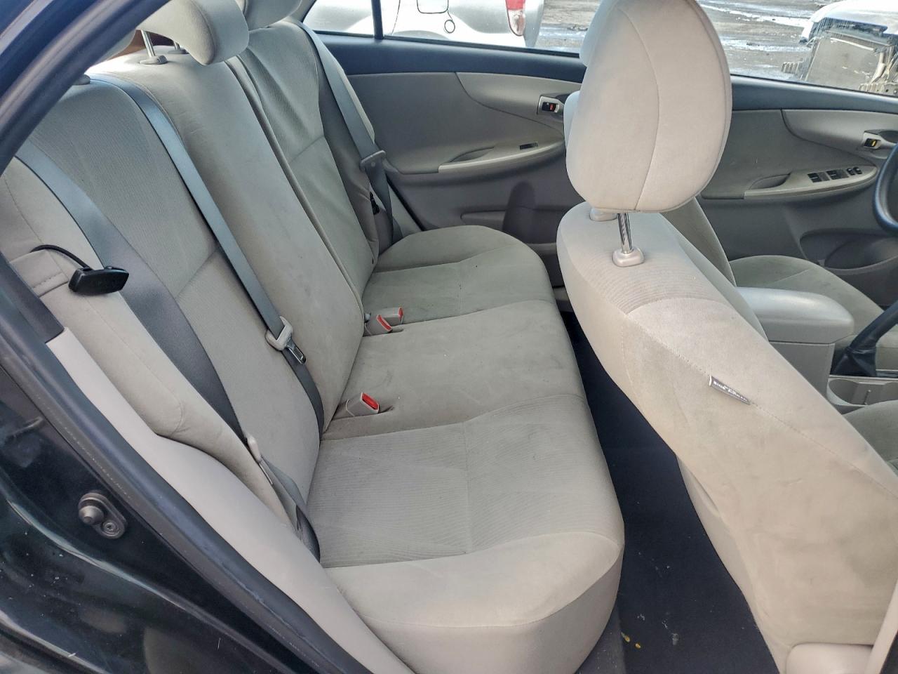 2012 TOYOTA COROLLA BASE photo 10