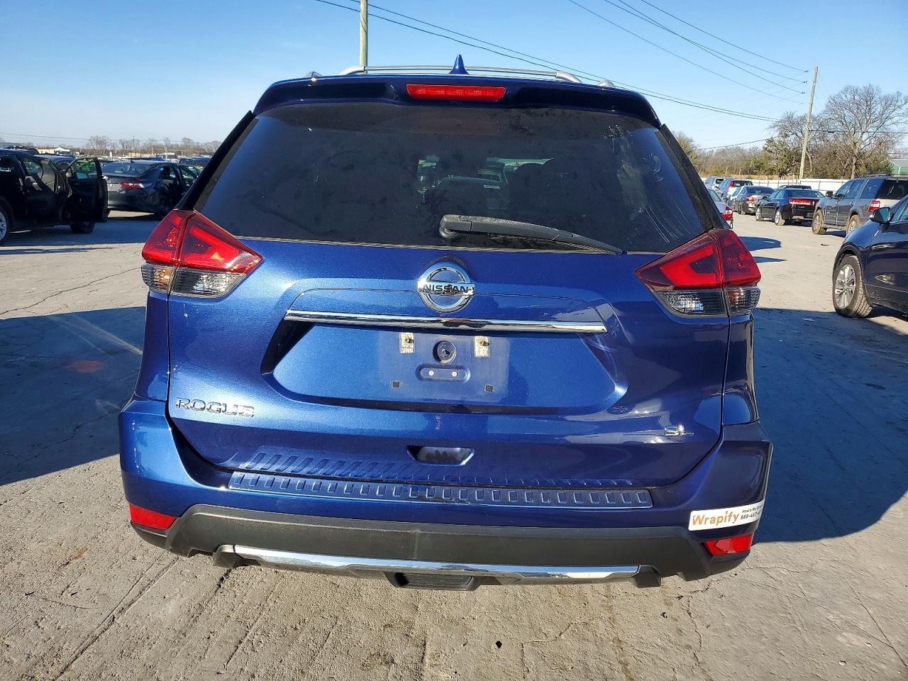 2018 NISSAN ROGUE S photo 6