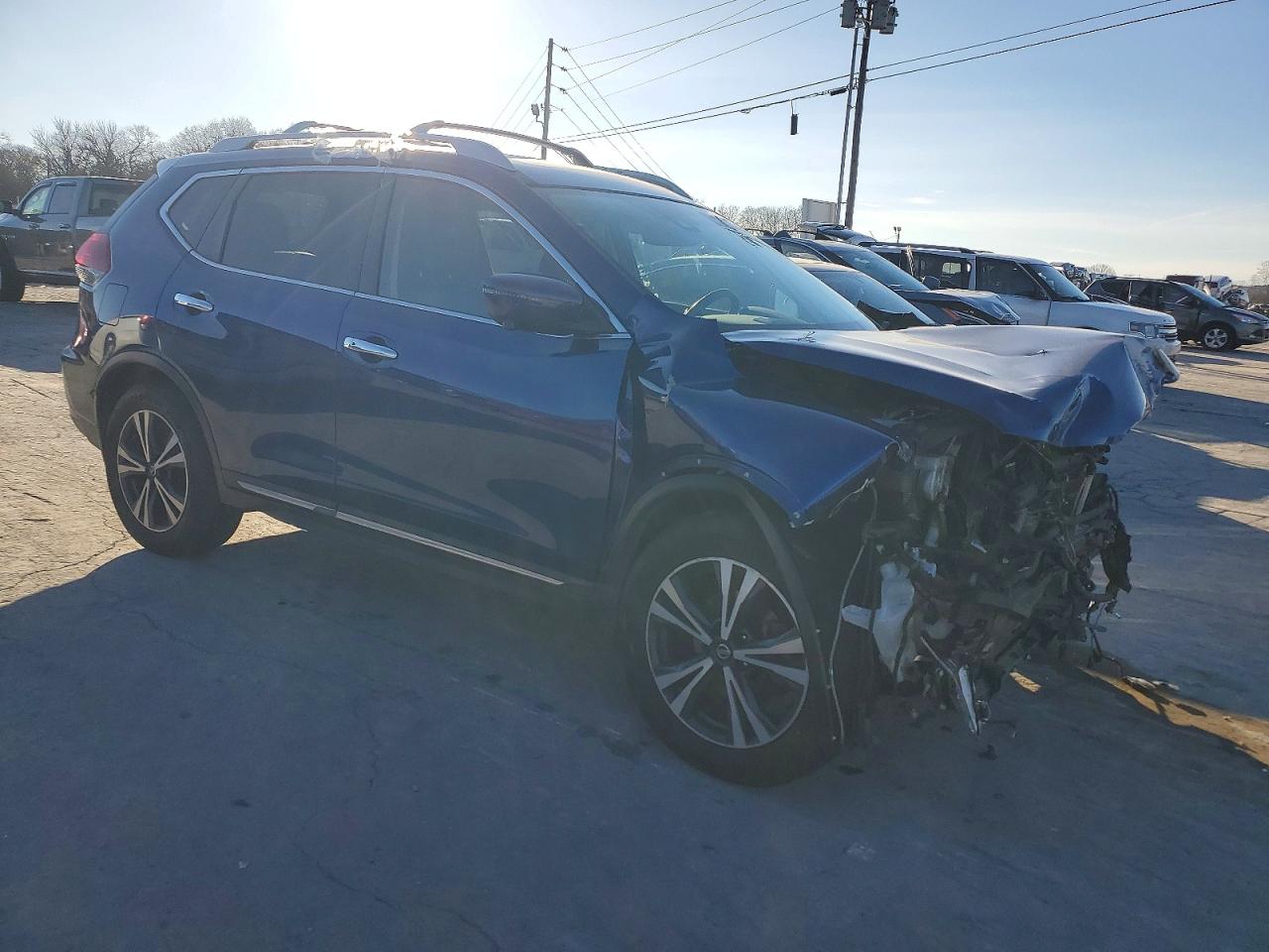 2018 NISSAN ROGUE S photo 4