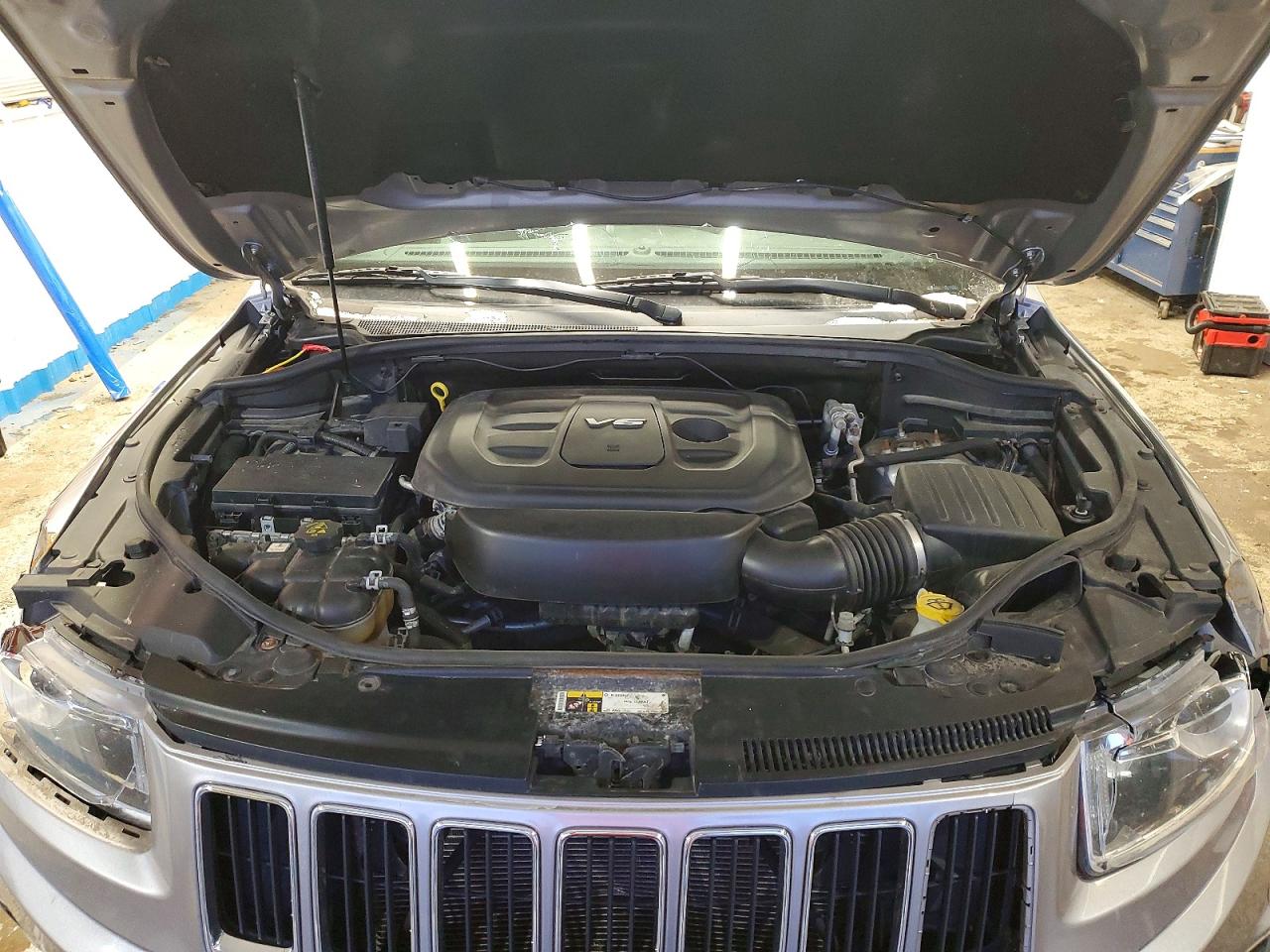 2016 JEEP GRAND CHEROKEE LIMITED photo 12