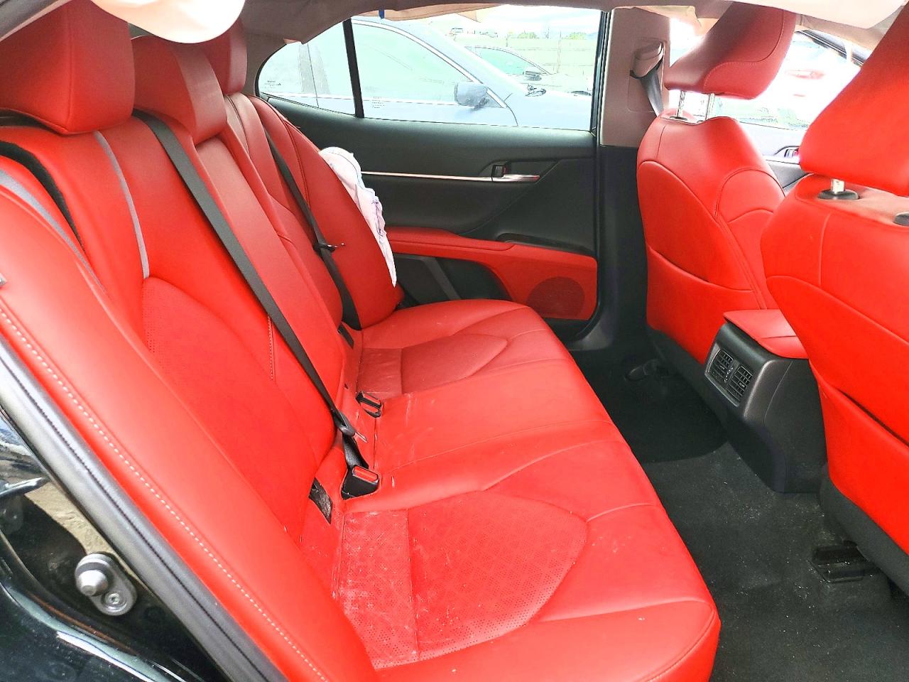 2022 TOYOTA CAMRY XSE photo 10