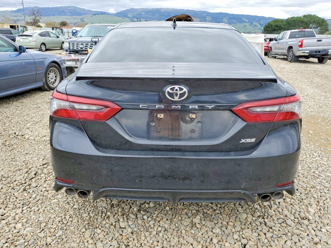 2022 TOYOTA CAMRY XSE photo 6
