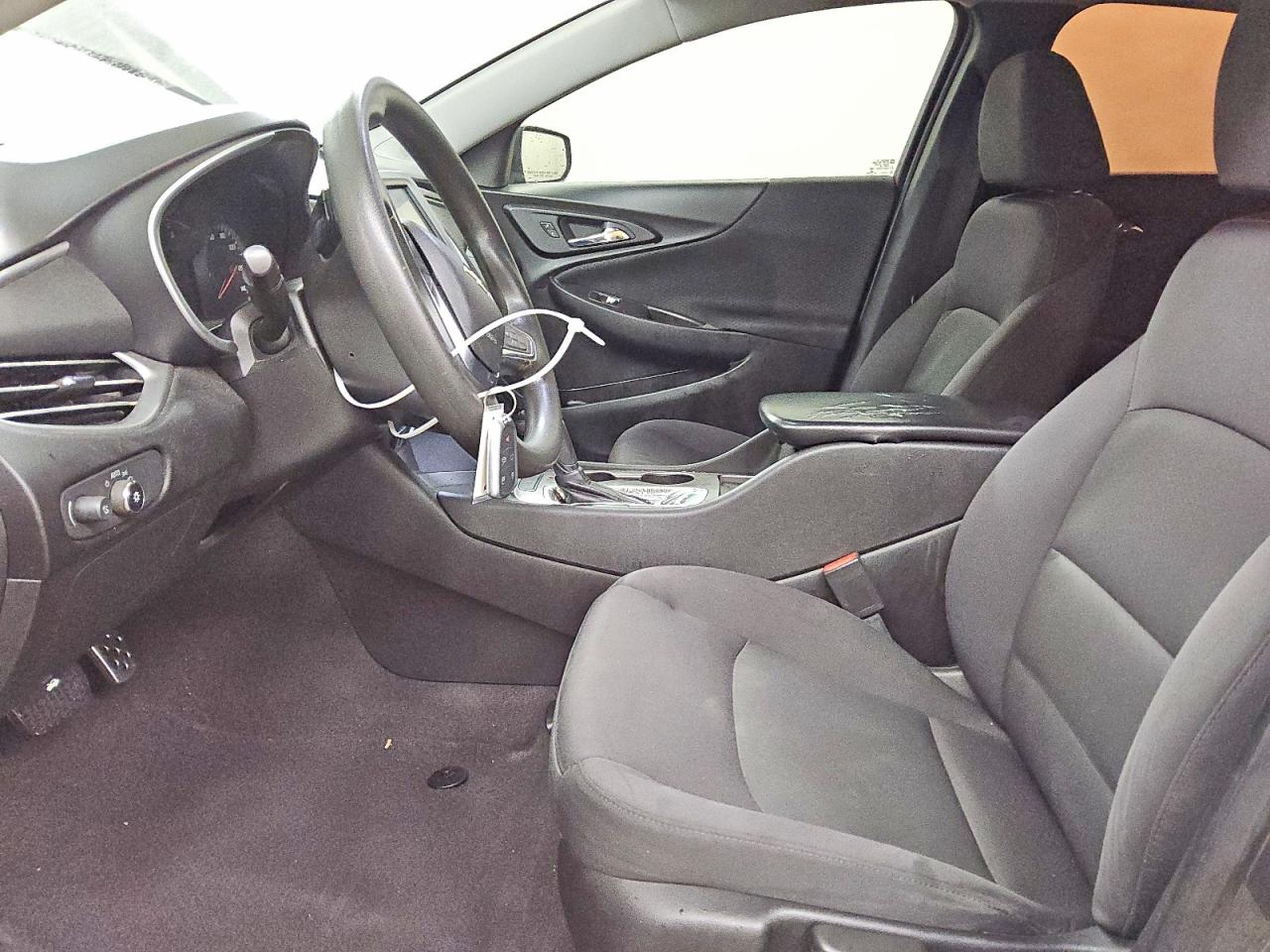 2017 CHEVROLET MALIBU LS photo 7