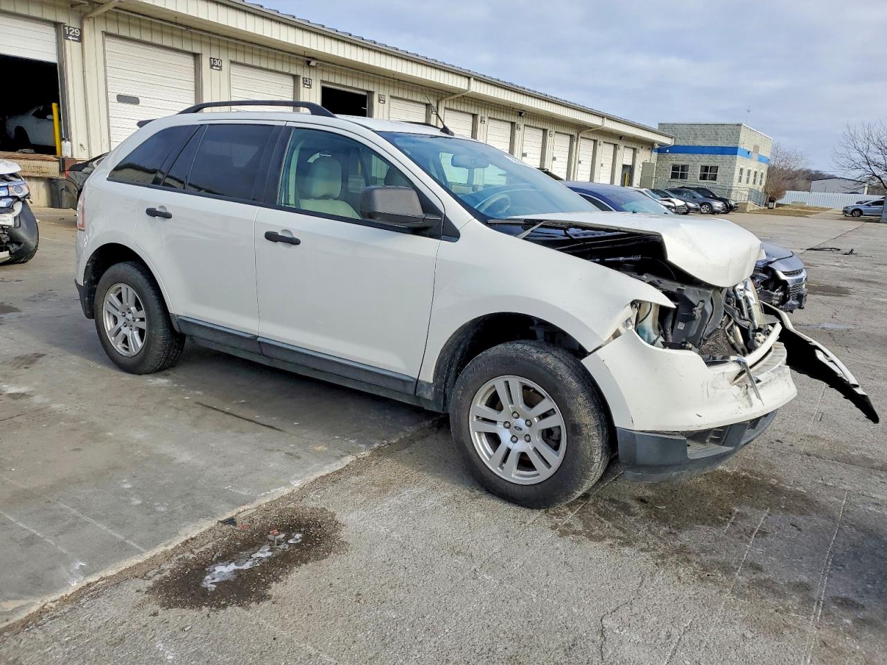2010 FORD EDGE SE photo 4