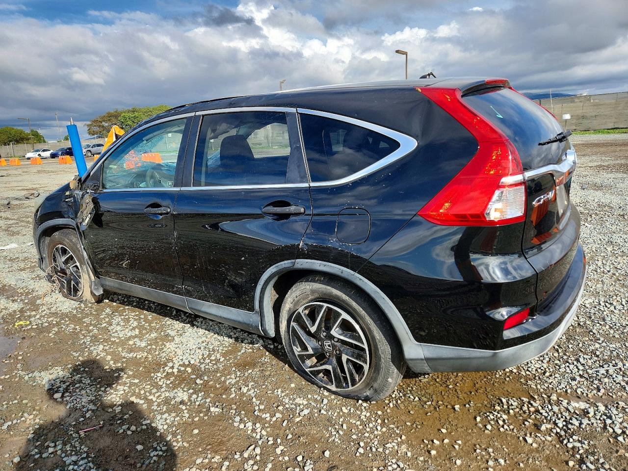 2016 HONDA CR-V SE photo 2