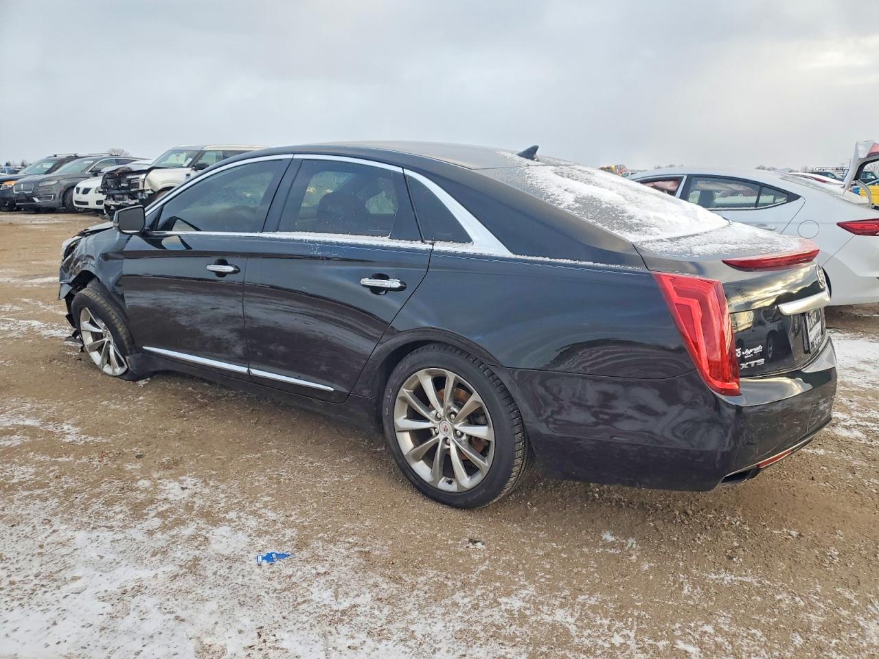2014 CADILLAC XTS LUXURY COLLECTION photo 2