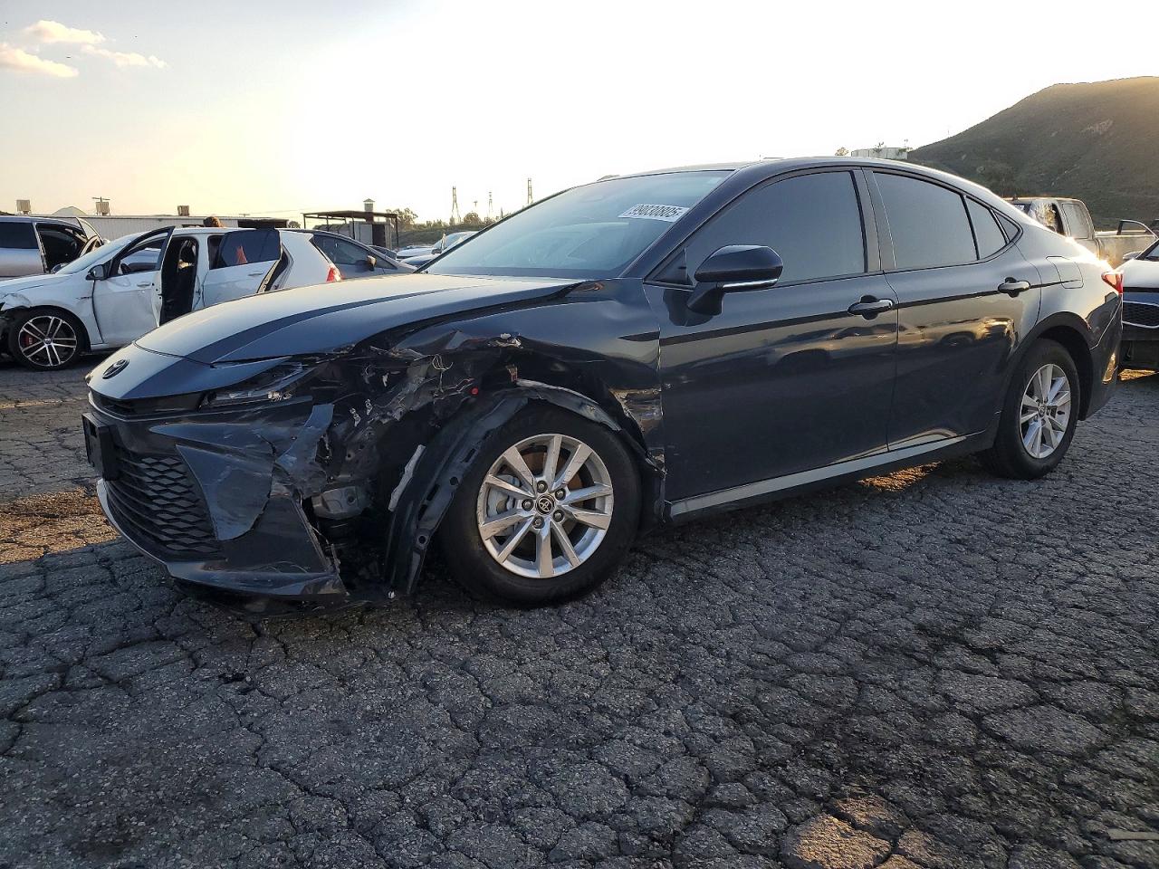 2025 TOYOTA CAMRY