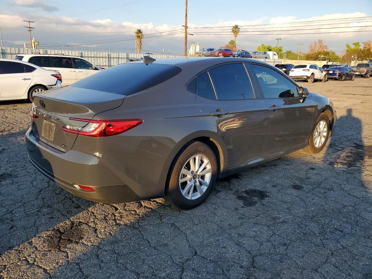 2025 TOYOTA CAMRY LE photo 7