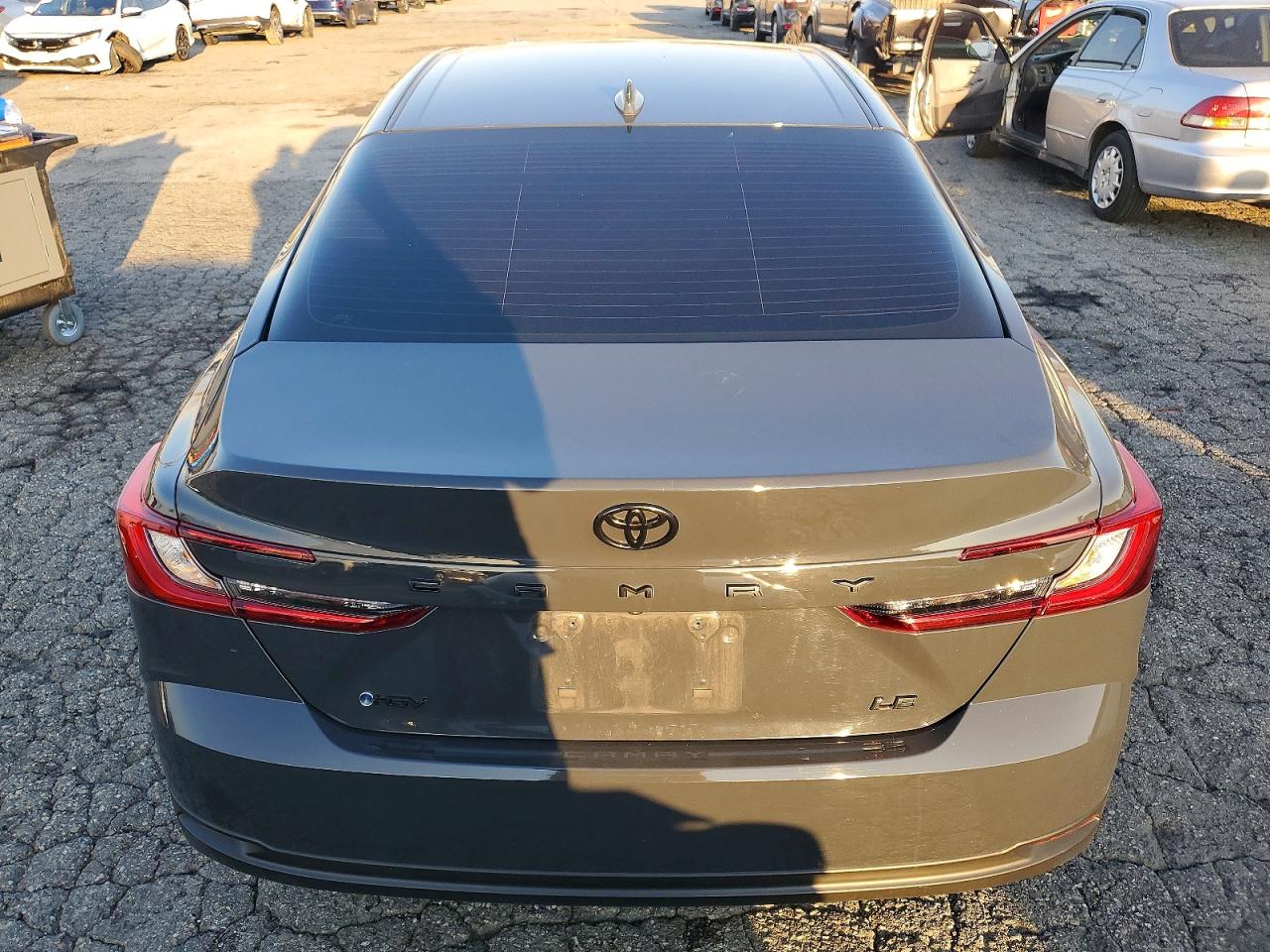 2025 TOYOTA CAMRY LE photo 16