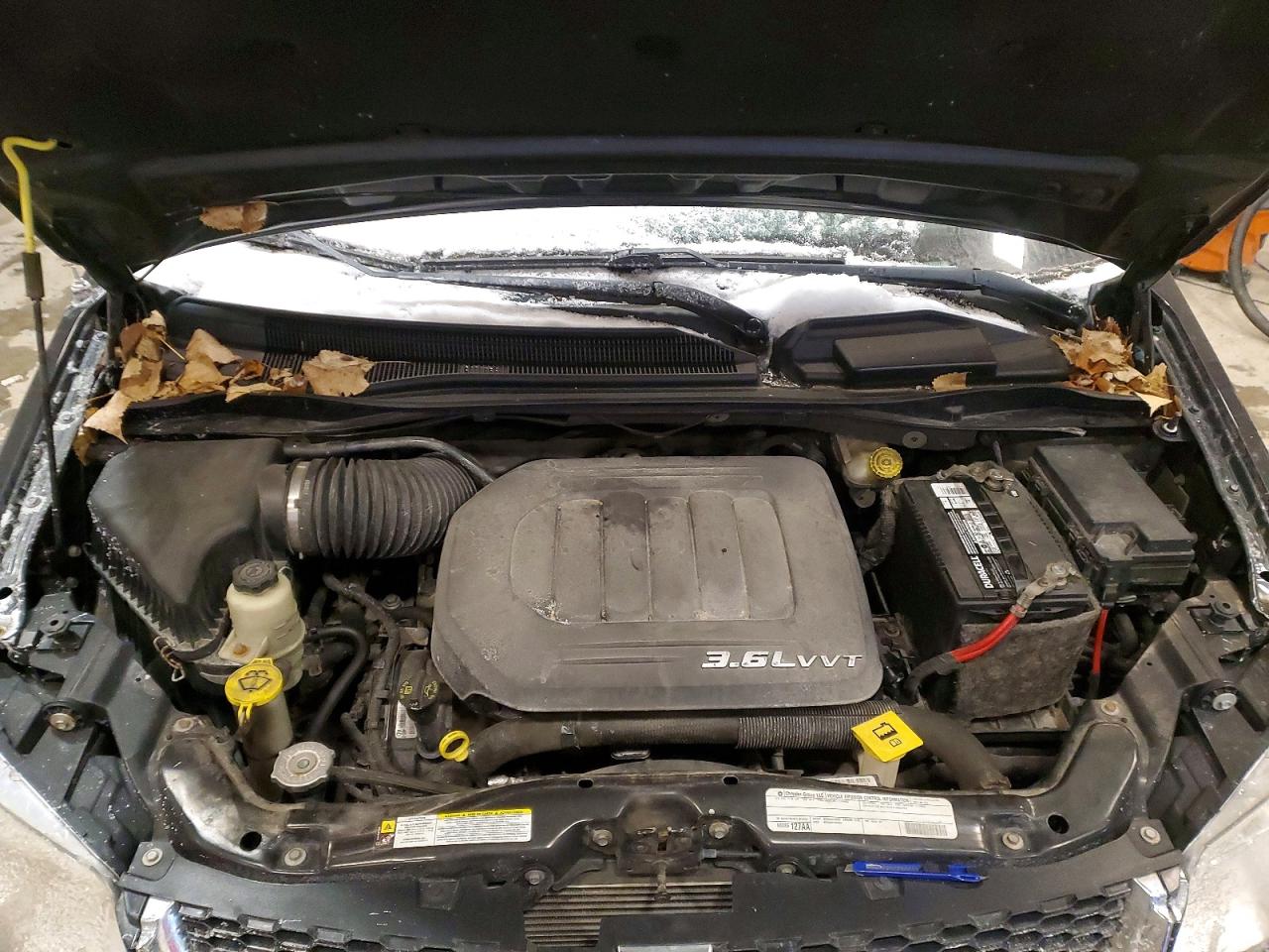 2011 DODGE GRAND CARAVAN CREW photo 12