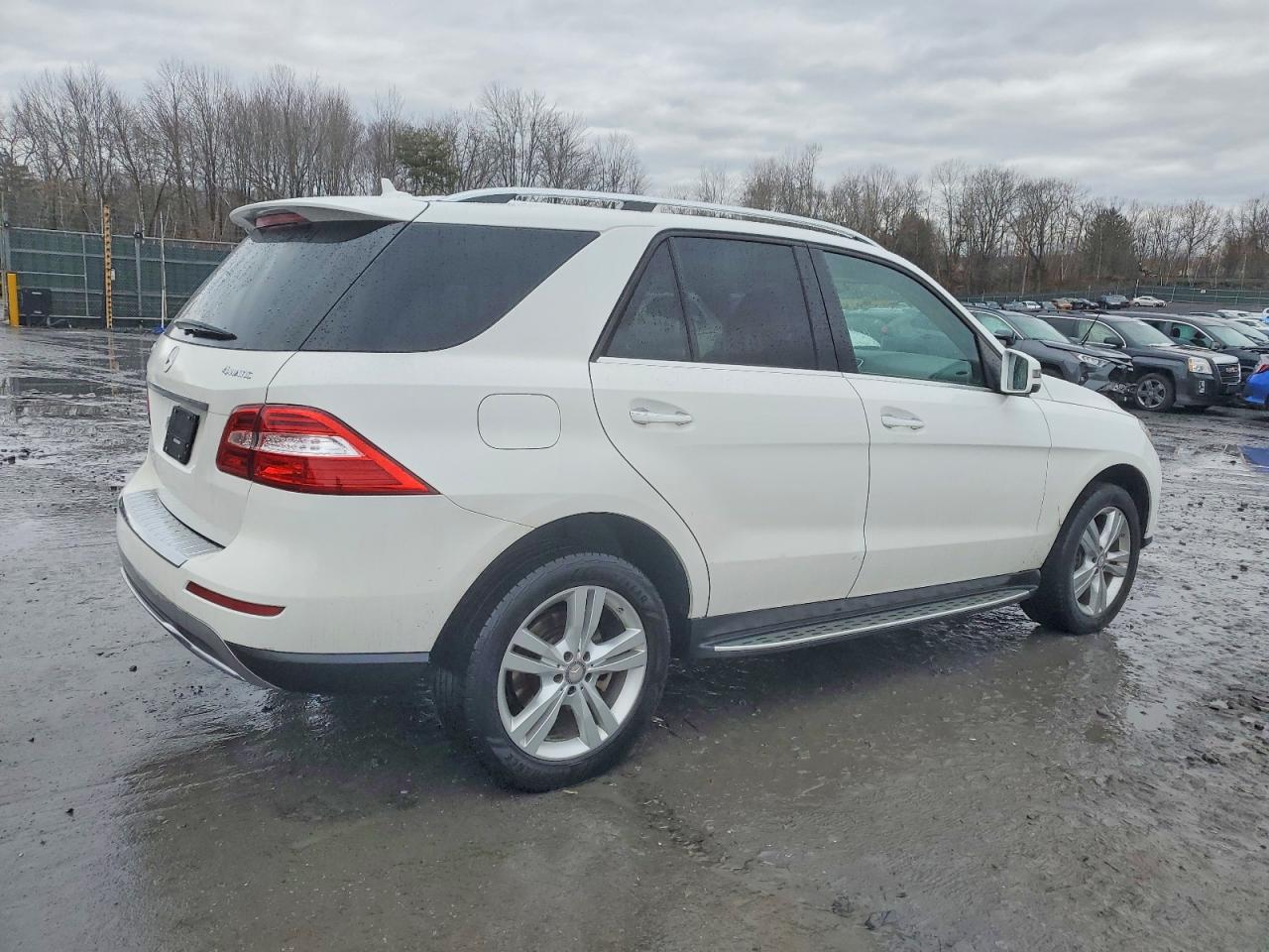 2015 MERCEDES-BENZ ML 350 4MATIC photo 3
