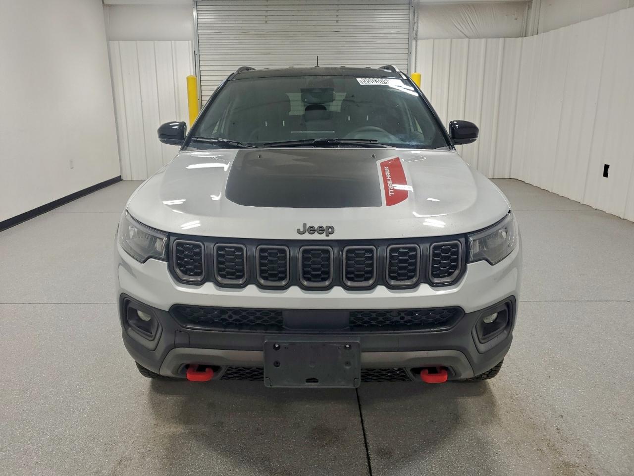 2025 JEEP COMPASS TRAILHAWK photo 5