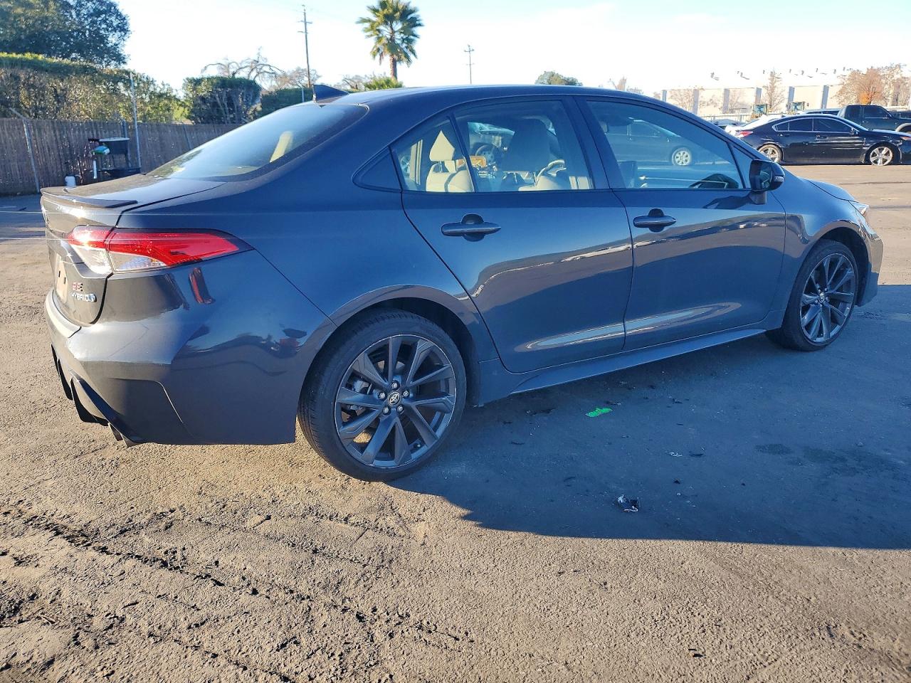 2024 TOYOTA COROLLA LE photo 5