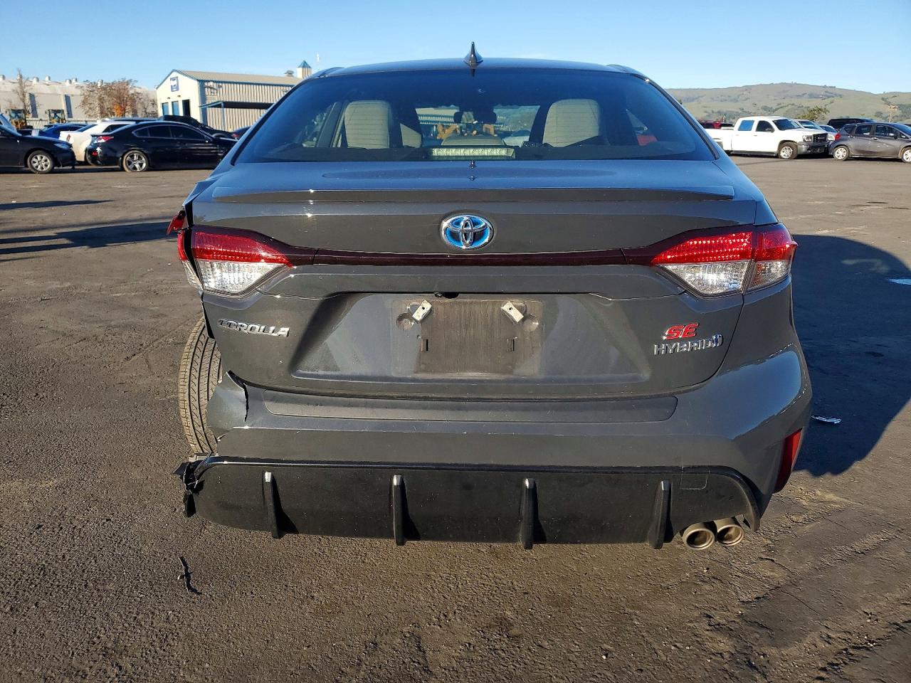 2024 TOYOTA COROLLA LE photo 11