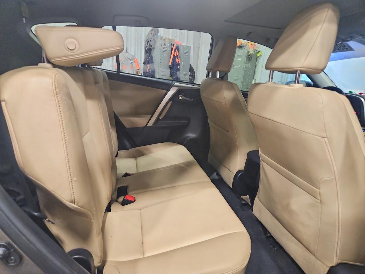 2015 TOYOTA RAV4 LIMITED photo 11