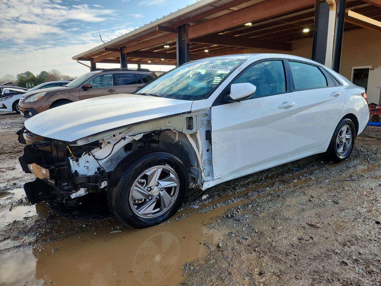 2024 HYUNDAI ELANTRA