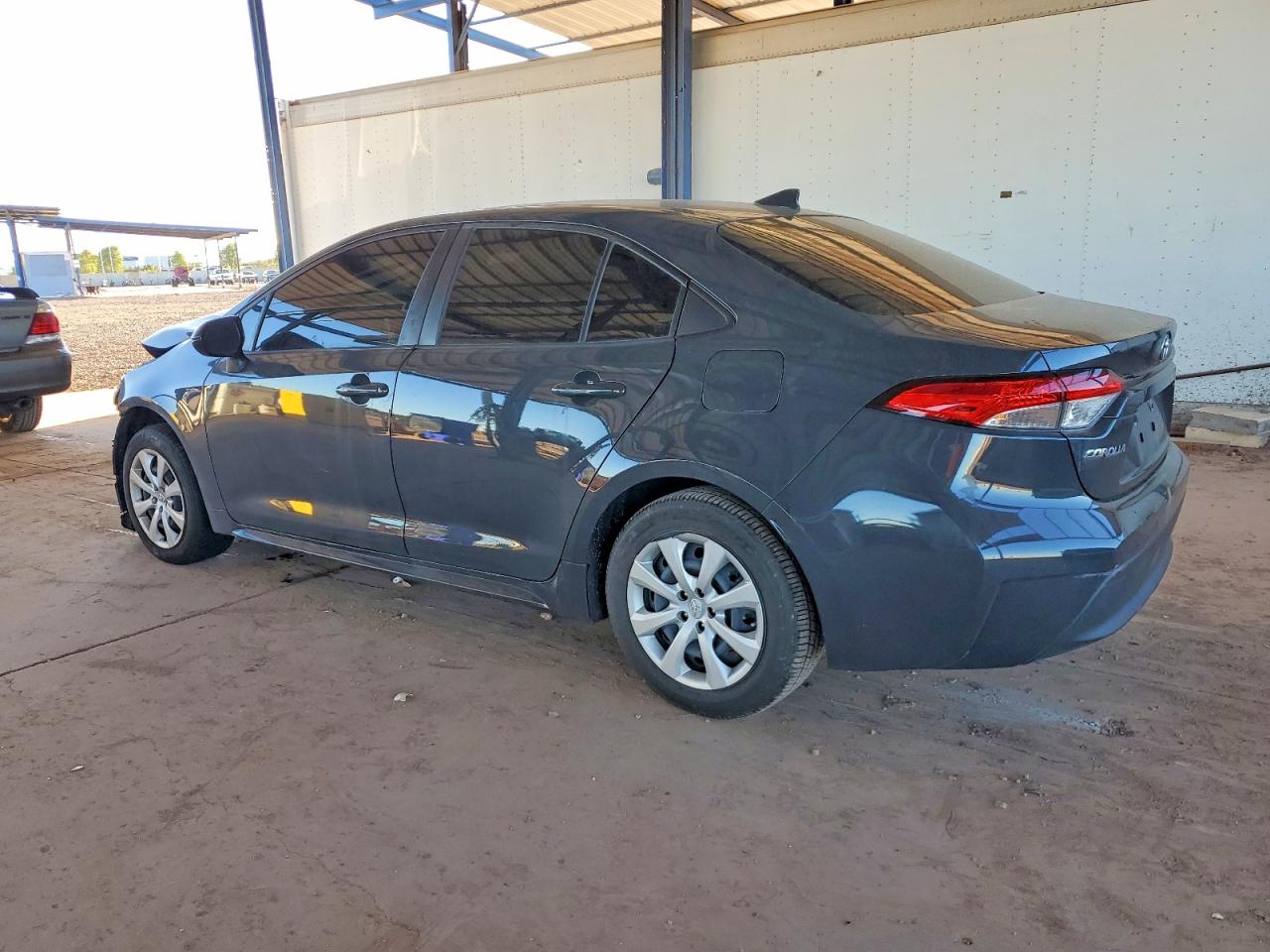 2023 TOYOTA COROLLA LE photo 2