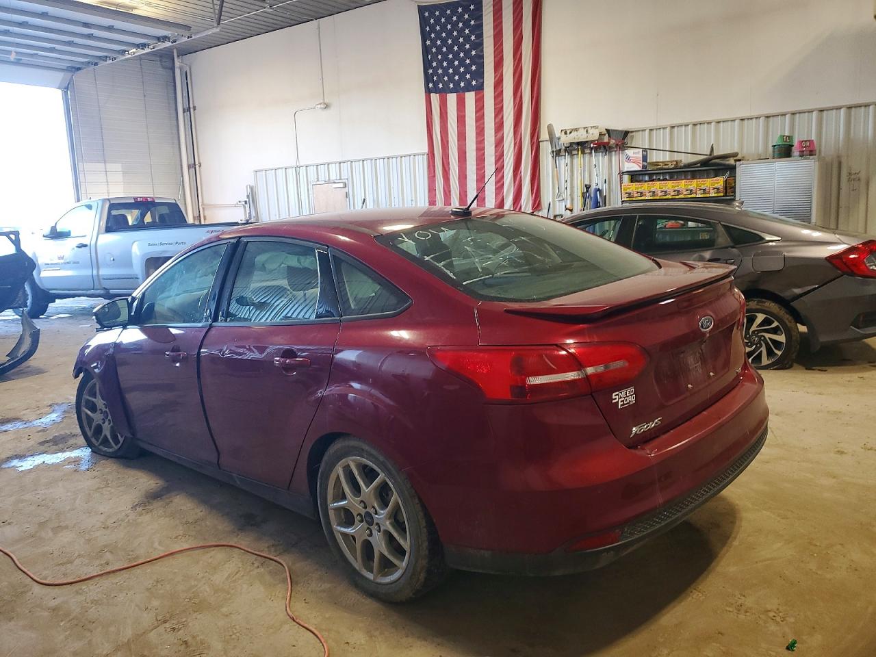 2015 FORD FOCUS SE photo 3