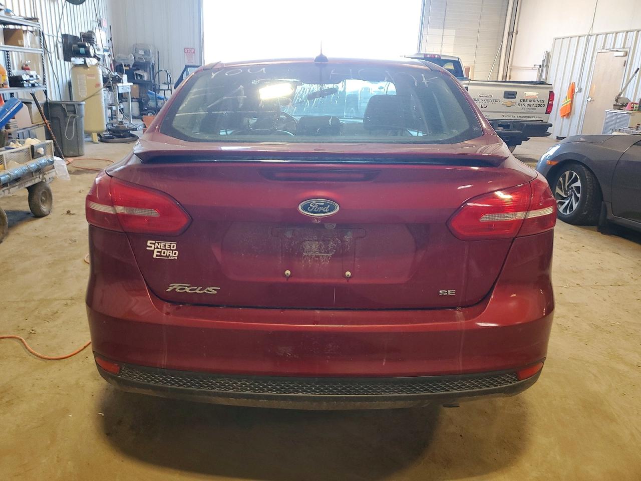 2015 FORD FOCUS SE photo 11