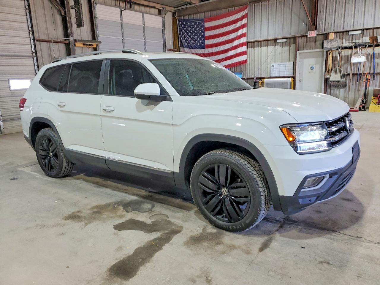 2018 VOLKSWAGEN ATLAS SEL photo 7