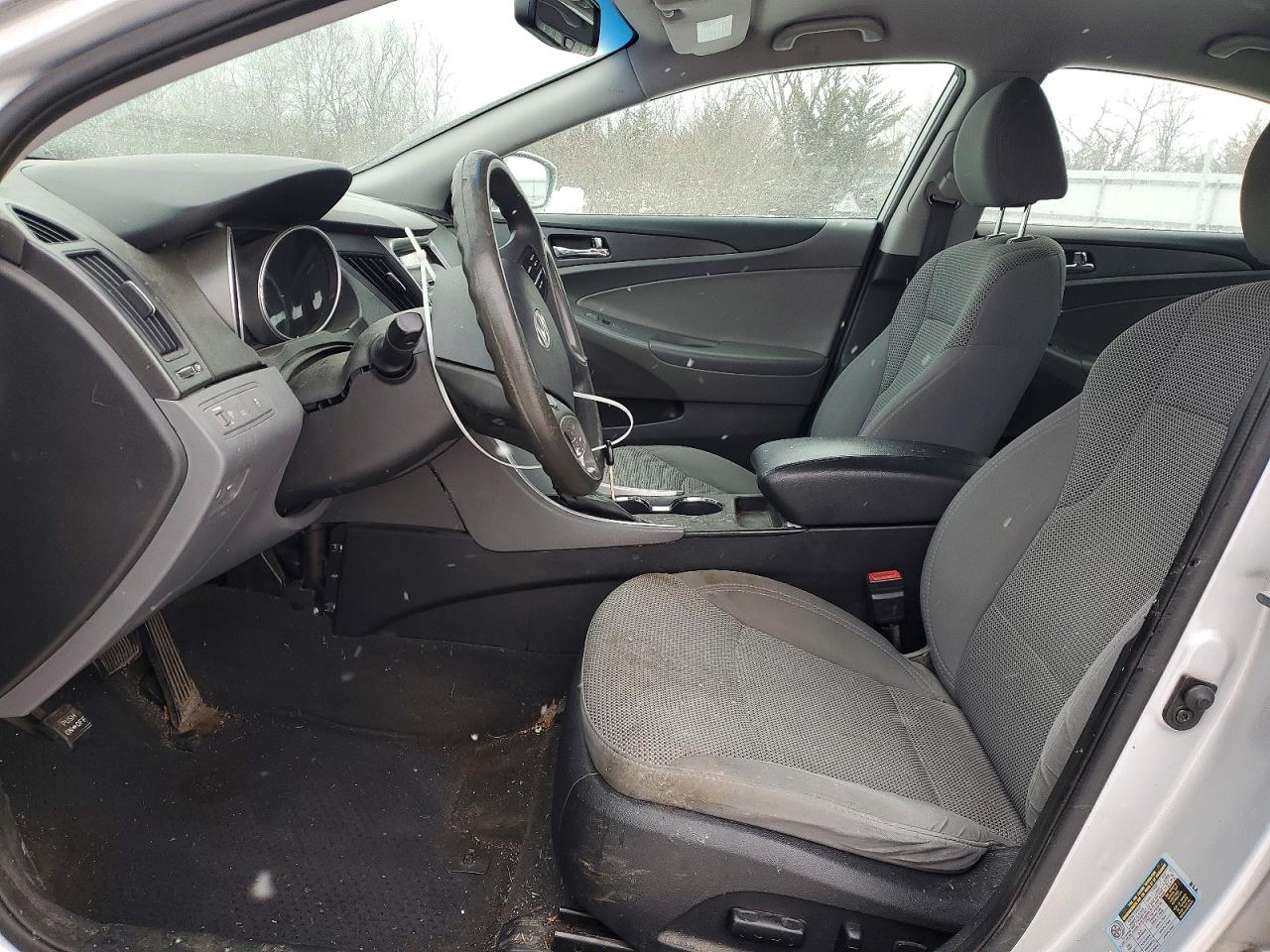 2012 HYUNDAI SONATA GLS photo 7