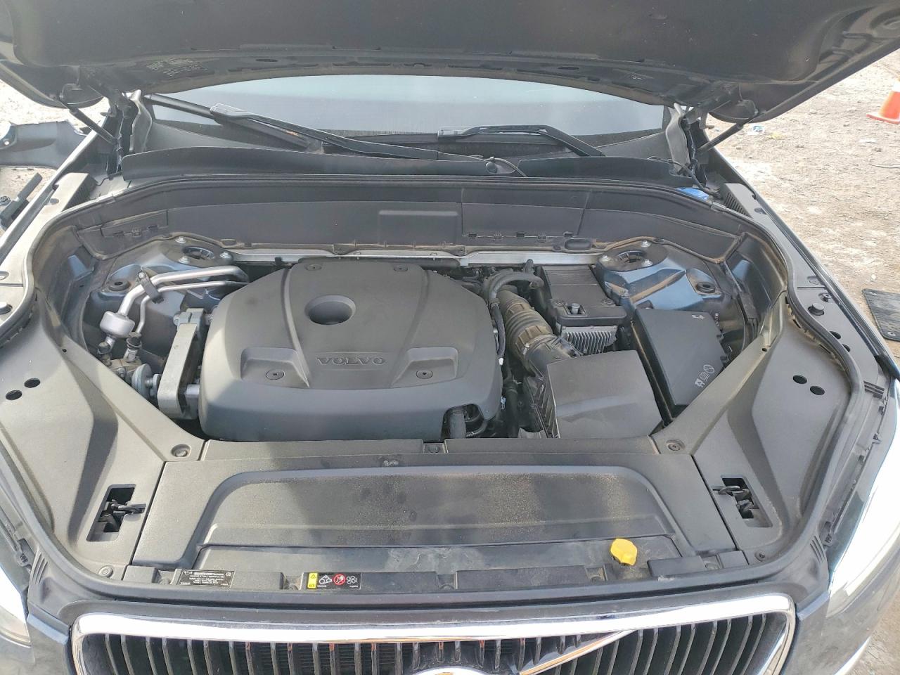 2018 VOLVO XC90 T6 photo 34