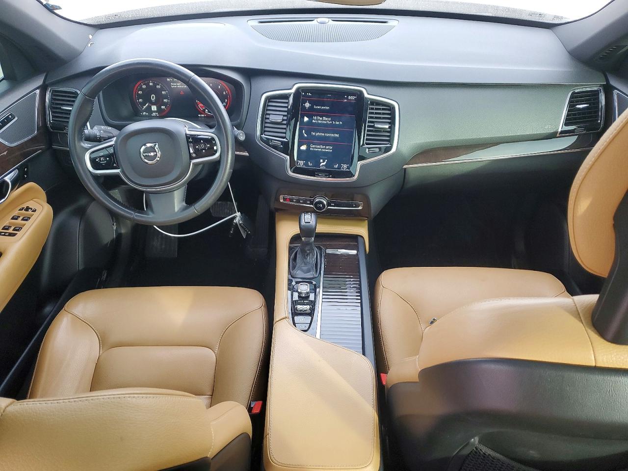 2018 VOLVO XC90 T6 photo 22