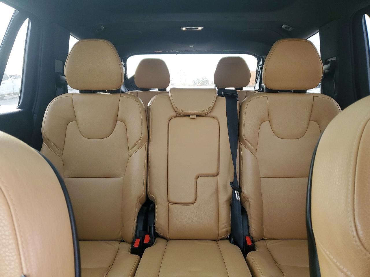 2018 VOLVO XC90 T6 photo 28