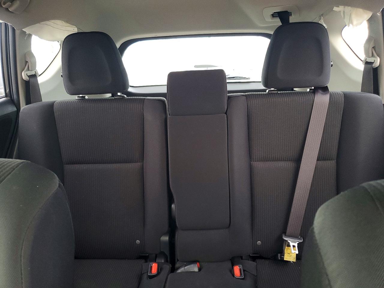 2018 TOYOTA RAV4 LE photo 10