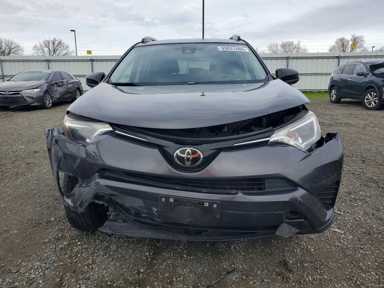 2018 TOYOTA RAV4 LE photo 5