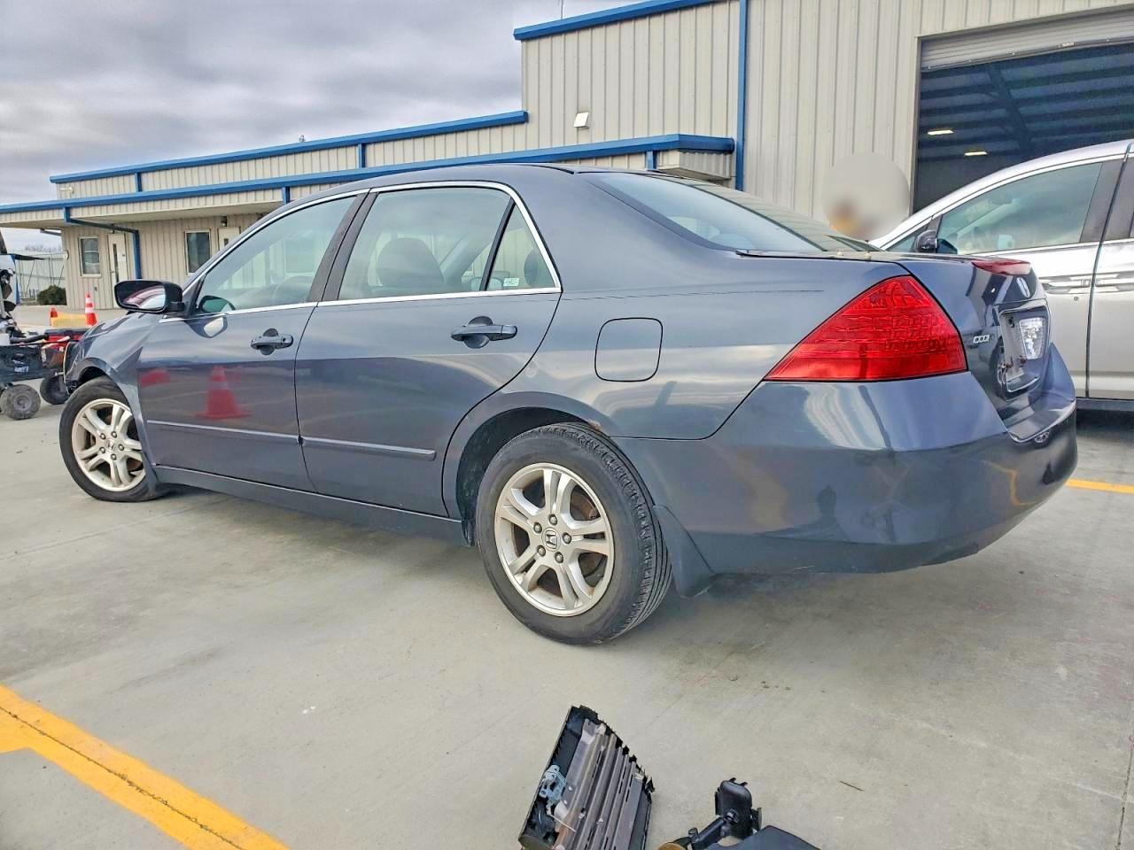 2007 HONDA ACCORD SE photo 2