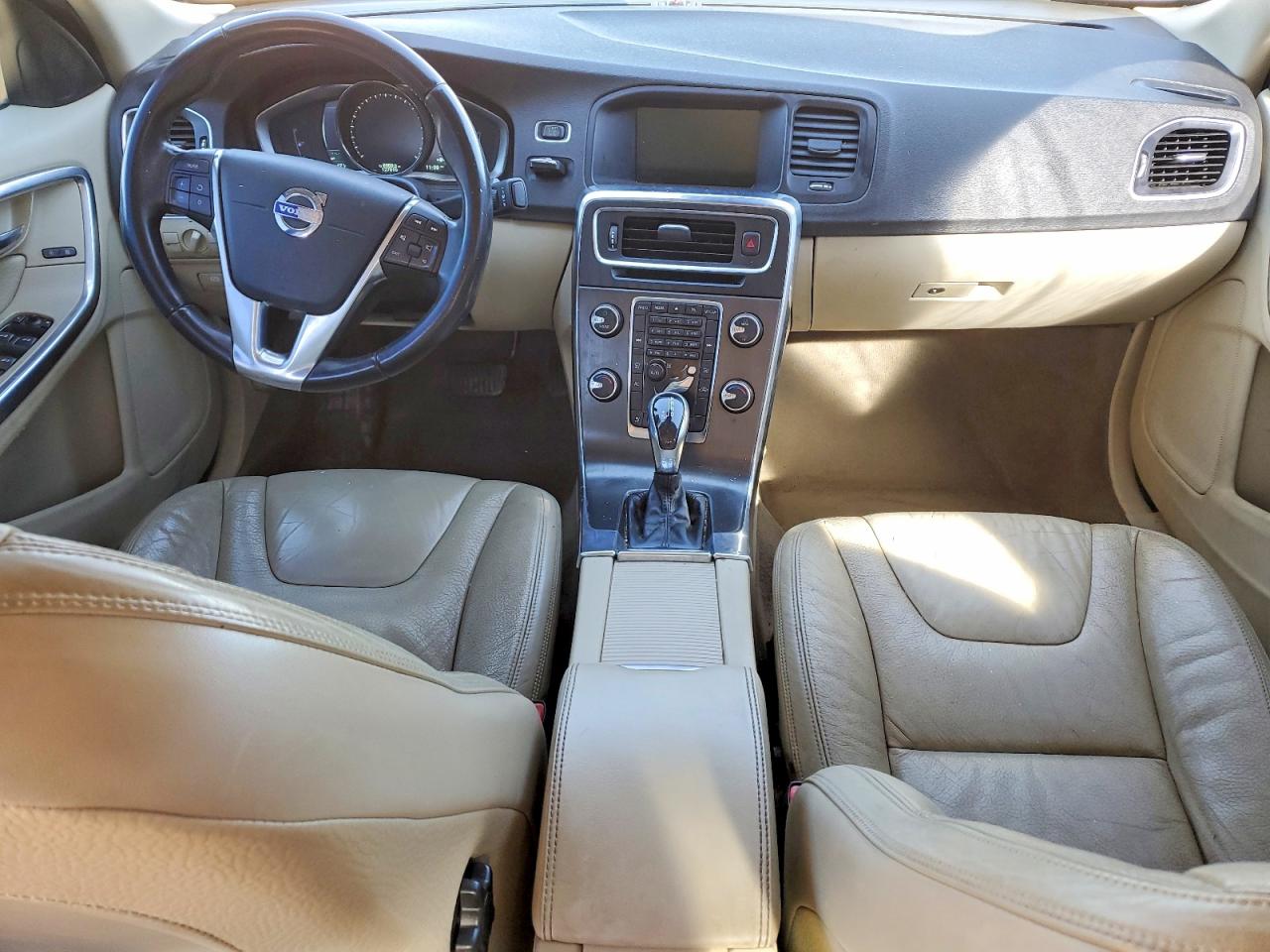 2014 VOLVO S60 T5 photo 15
