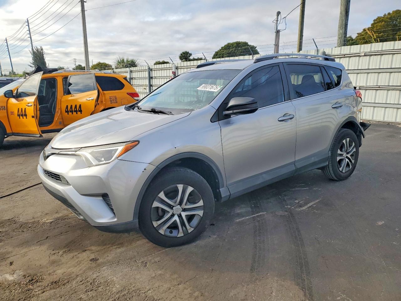 2017 TOYOTA RAV4