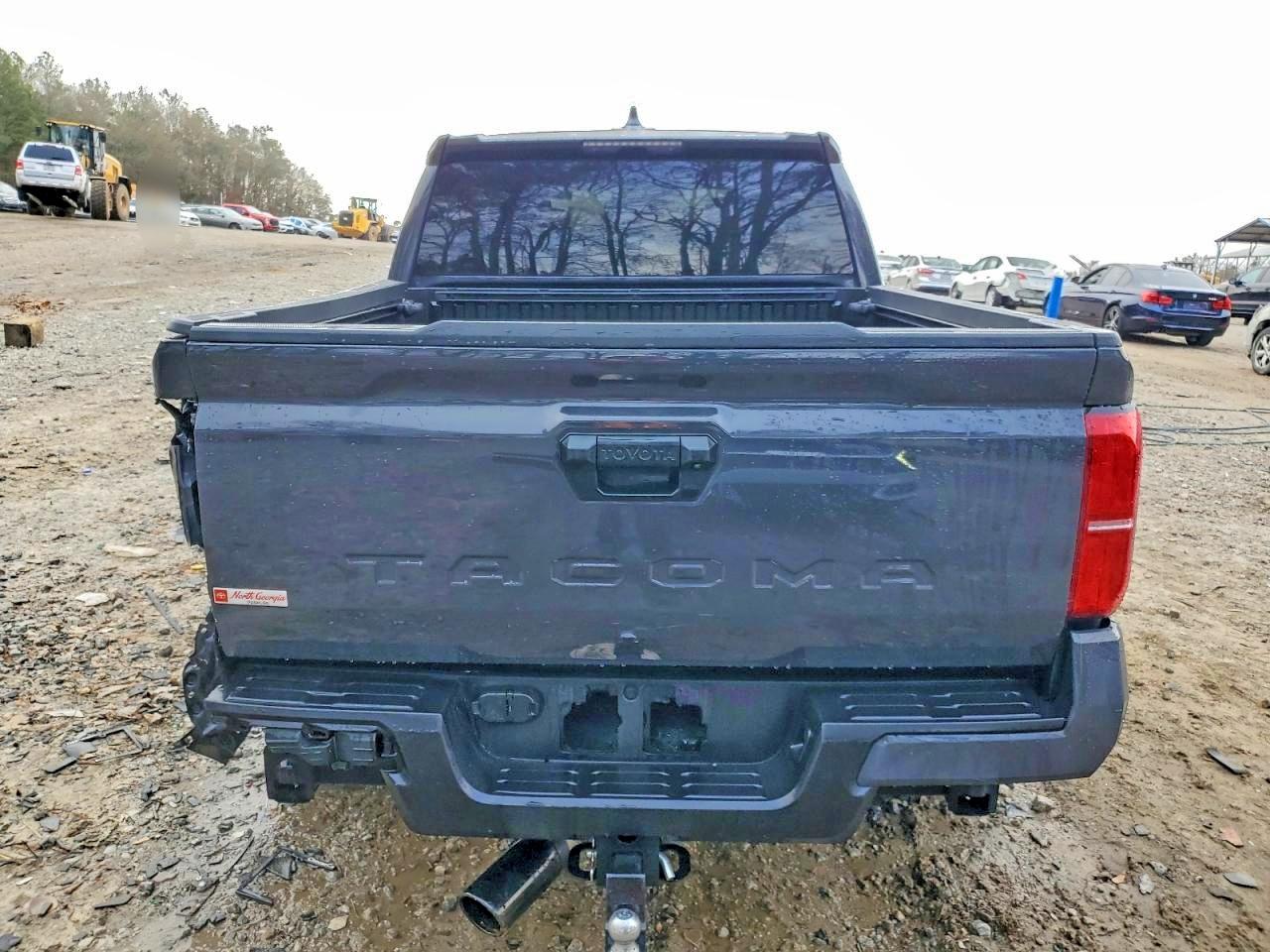 2024 TOYOTA TACOMA DOUBLE CAB photo 6