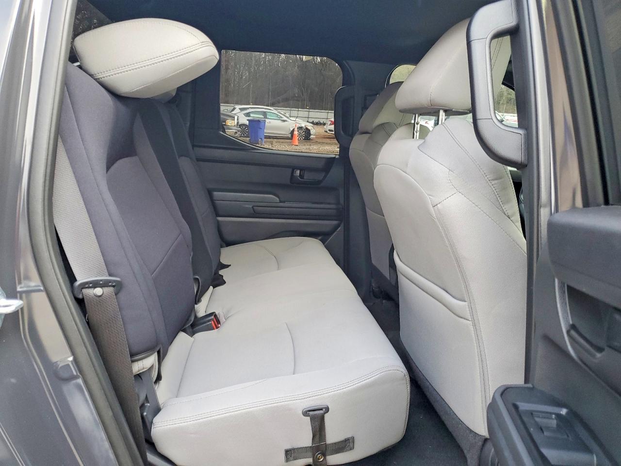2024 TOYOTA TACOMA DOUBLE CAB photo 10